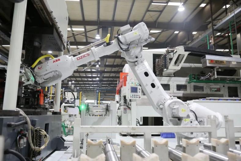 陽和工業新區 智能產線投產，機器人助力產業升級